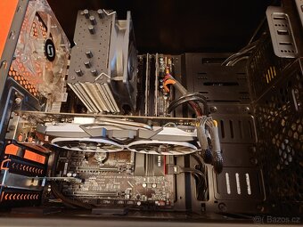 Počítač i5-7600K , GTX 1060 - 4