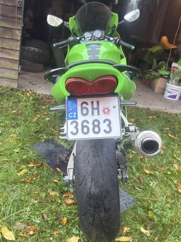 Kawasaki ninja ZX6R - 4