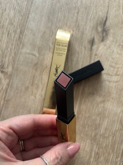 Rtěnka YSL - 4