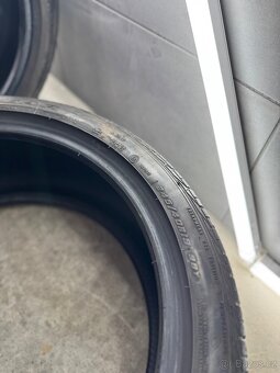 LETNÍ PNEU 245/40 R19 - 4