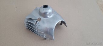 Kryt karburátoru půlbunová kývačka - 4