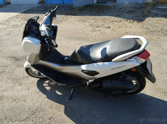 Yamaha Nmax 125 r.v. 2018 - 4