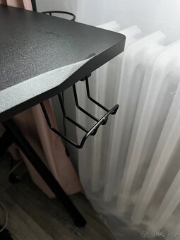 Herní stůl Trust GXT 711 Dominus Gaming Desk - 4