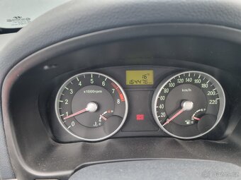 rodám Hyundai Accent 1.4 16v 71kw
rv. 2006 - 4