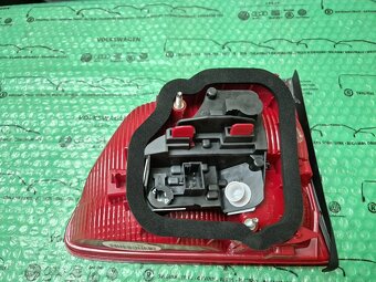 zadní levé vnitřní světlo VW Touran 1T0945093 - 4