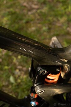 Propain Tyee CF (carbon) – špičkové enduro kolo – Fox Factor - 4