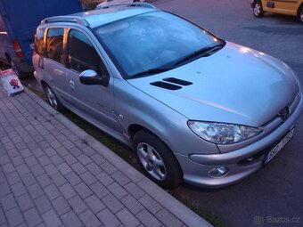 Peugeot 206sw combi 1,4 benzin 65kw rok 2004 Trutnov - 4