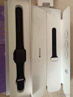 Apple Watch Series 3, GPS, 42 mm – Space Gray - 4