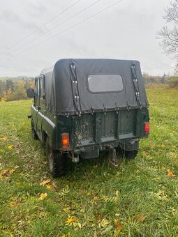 UAZ 469 - 4