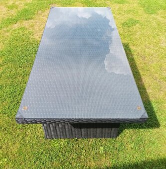 Ratanový stůl se sklem - 4