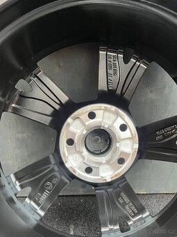 Alu. škoda octavia LYRA 5x112 205/55/17 - 4