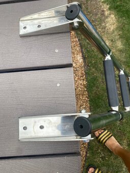 Nerezové kompaktní skládací schůdky k bazénu nebo lodi - 4