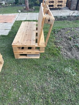 Paletové posezení + 5 palet - 4