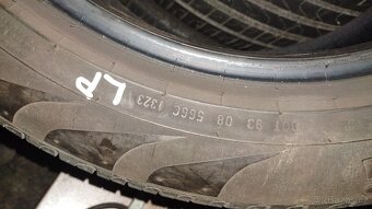Letní pneu 235/55/19 Pirelli - 4