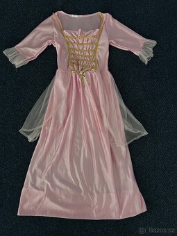 Kostýmy - 4