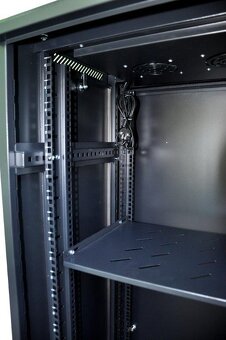 Rack 19" 42U 800x800 - 4