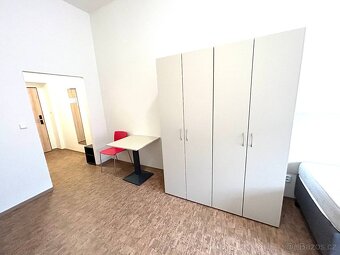 krásný byt 1+kk 21m2 v ul. Křížová, Praha - Smíchov - 4