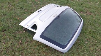 FORD GALAXY – DVEŘE KUFRU STŘIBRNÉ - 4