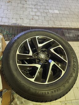 Sada alu disků R17 + zimní pneu 225/65 R17 - Honda CR-V 4G - 4