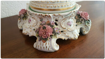 1911 - Porcelánová ornamentální váza - váza potpourri v neor - 4