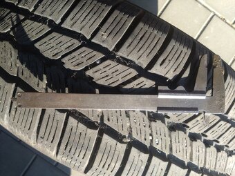 Michelin 215/60 R 16 C zimní - 4