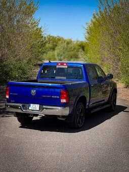 DODGE RAM 5.7 HEMI 4X4 - 4