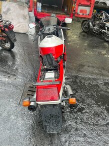 Kawasaki GPX 750 R 1988 - 4