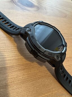 Garmin Instinct 3 – AMOLED 45 mm (černá) - 4