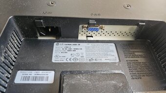 LG Flatron L1932S - 4