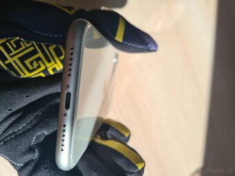 iPhone 11 128GB - 4