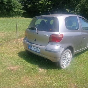 Toyota Yaris 1.0 , r.v. 2003 - 4