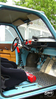Palubní deska Trabant 601 + otáčkoměr - 4