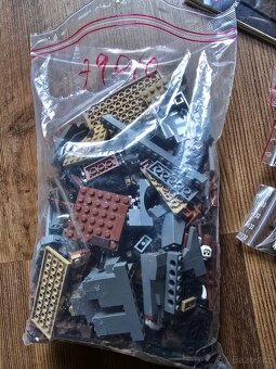 LEGO Hobbit 79010 Bitva s králem skřetů - 4