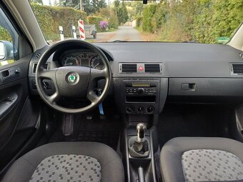 Benzínová Škoda Fabia 1.4 FACELIFT - 4