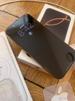 IPhone 16 PRO - 4
