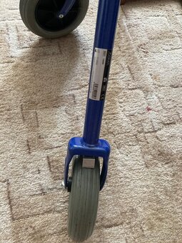 Chodítko pro seniory DMA 100 - 4