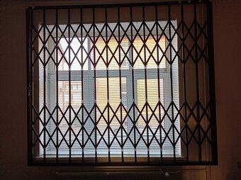 Mříže stahovací vnitřní - 4