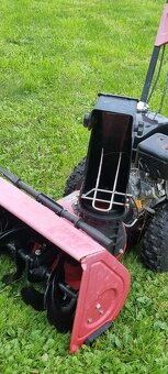 Benzínová sněhová fréza s pojezdem 5 HP / Hecht 9555 - 4