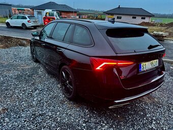 Škoda Octavia IV RS 1.4 TSI iV (plug-in hybrid) - 4