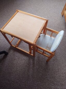 Dětská židlička se stolečkem - 4