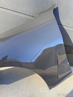 BMW G22 blatník TOP - 4