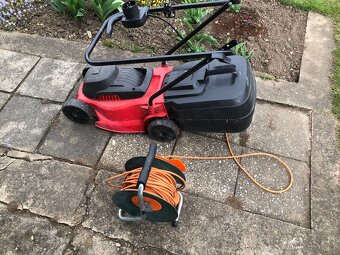 Elektrická sekačka na trávu - 4
