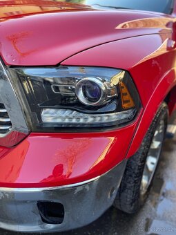 Dodge Ram 1500 - 4
