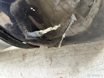 Zadní nárazník BMW E60 MPAKET MSPORT 2006 poškozeny - 4