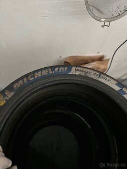 Závodní pneu Michelin r18 - 4