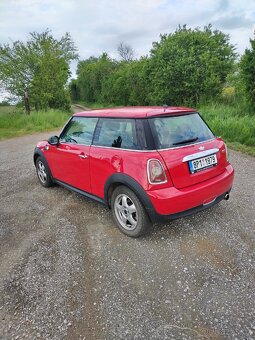 Mini Cooper One 1.4 70kw - Nová STK - 4