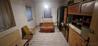 Rodinný dům 3+kk se zahradou k pronájmu - Volary - 4
