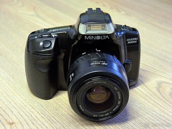 Minolta Dynax 300si + Minolta 35-70 mm - 4