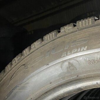 Zimní pneu 215/60 R17C 104/102H Michelin 7,5-8mm - 4