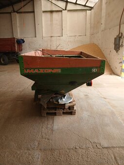 Rozmetadlo Amazone ZAM-1000 - 4